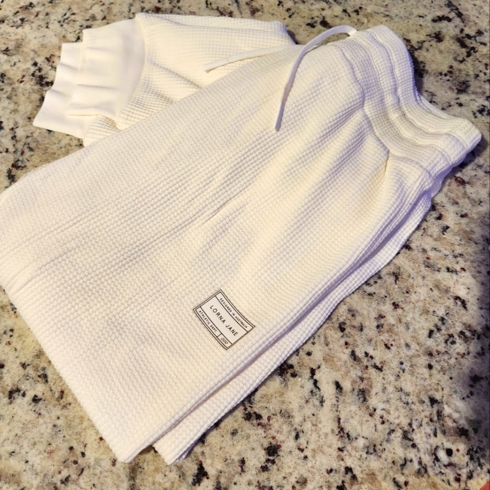Lorna Jane Waffle-knit Joggers (Medium)